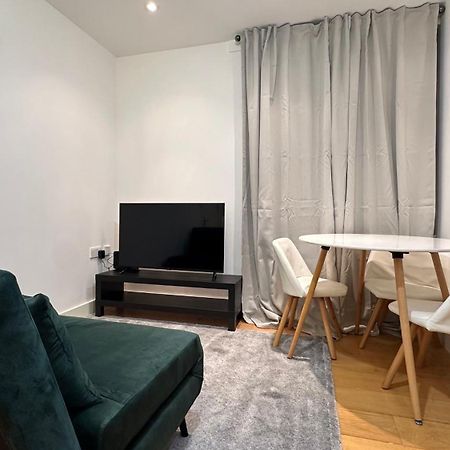 Lovely 1Bed Flat London 10Min To Oxford Circus Екстериор снимка